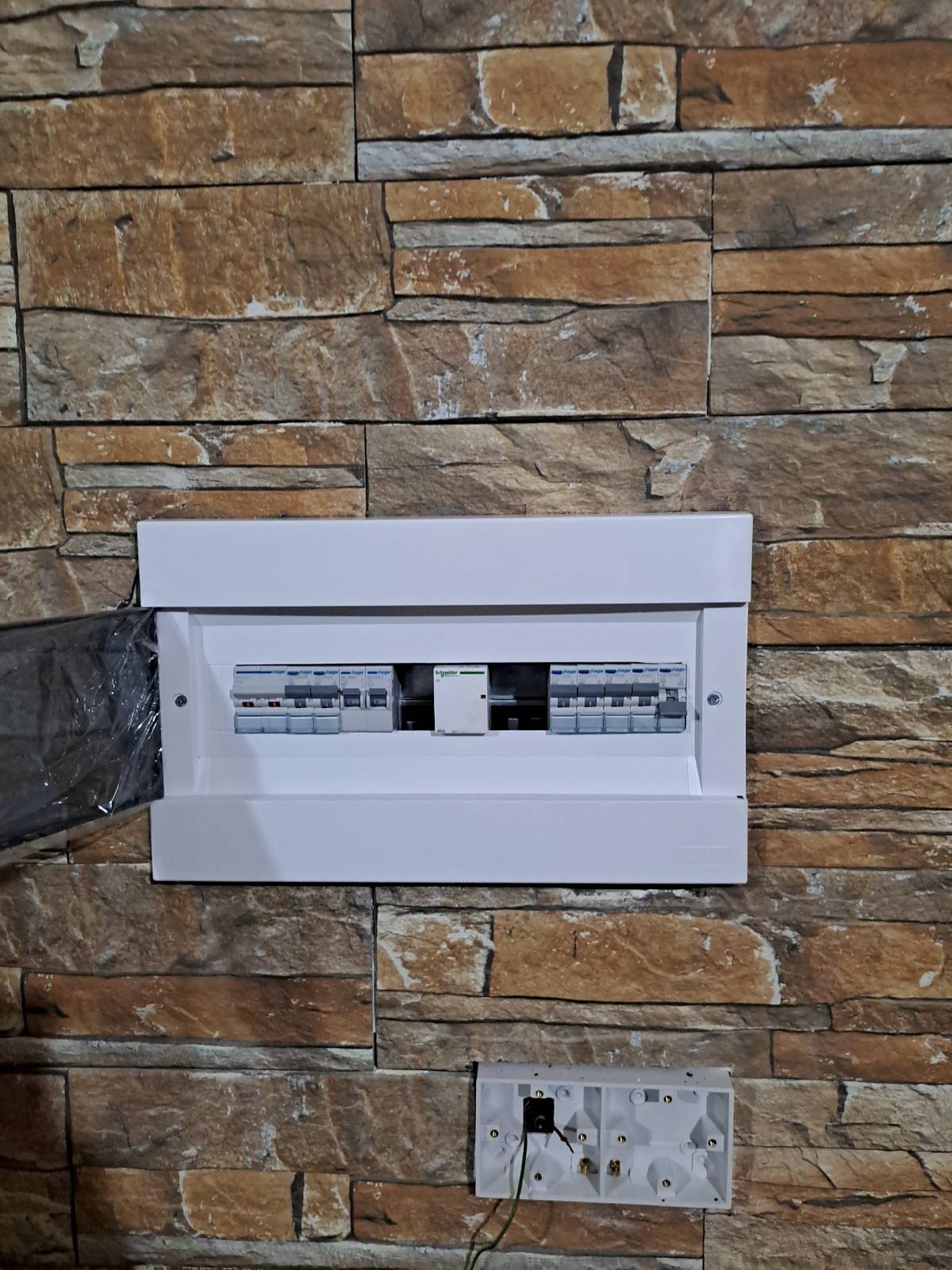 ΜΕΤΑ — Εντοιχιζόμενος πίνακας — Πάφος